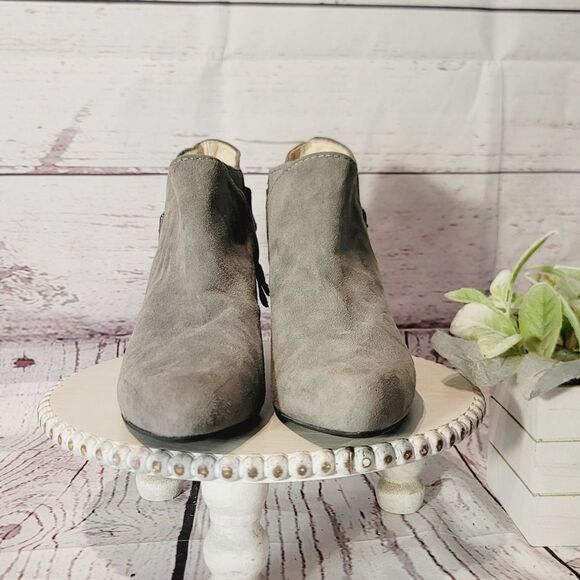 Cole Haan Gray Suede Leather Ankle Heeled Buckle Zip Booties Size 9.5B - Picture 13 of 16